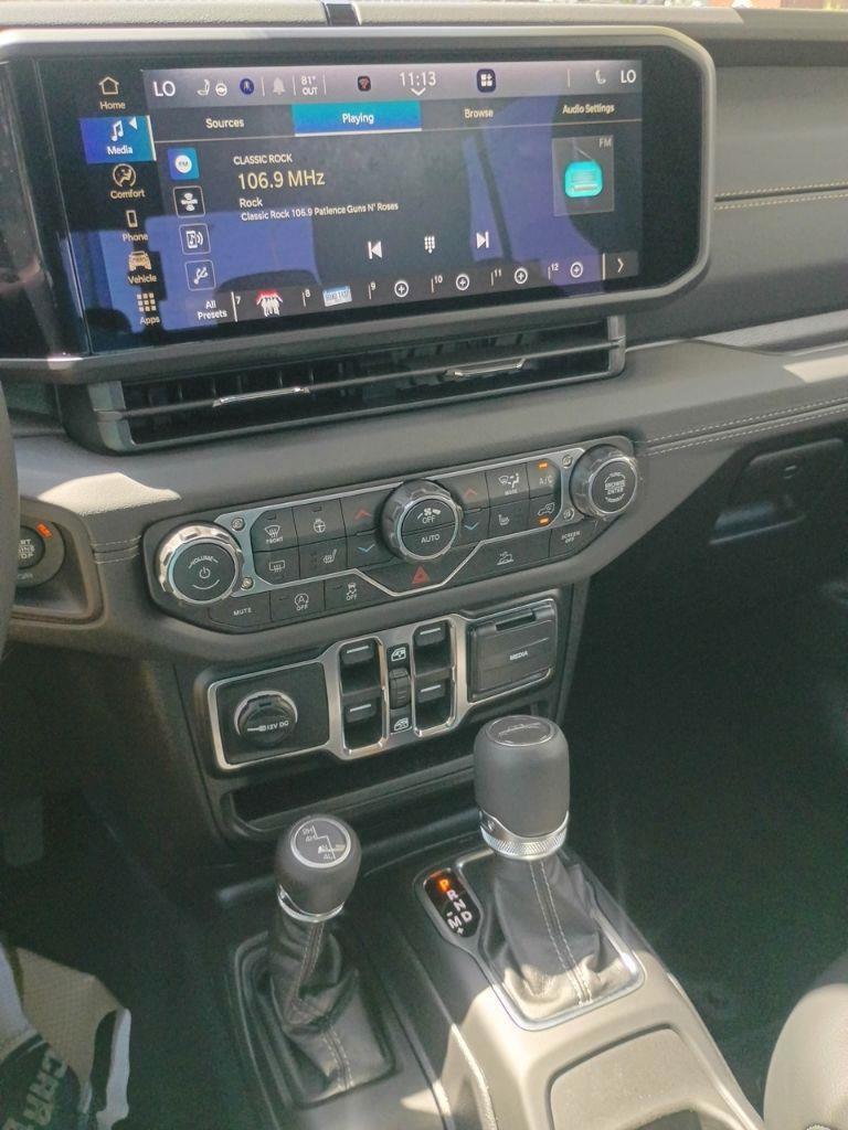 Jeep Gladiator  2026