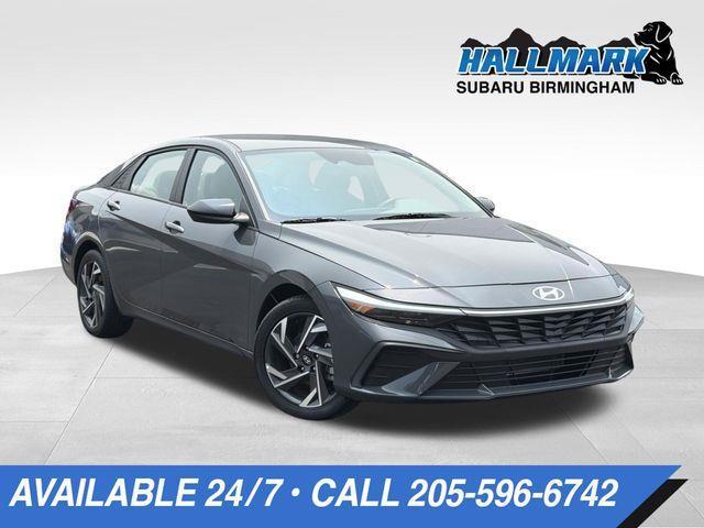 Hyundai Elantra  2025