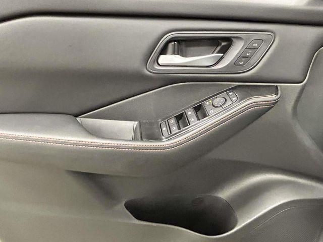 Nissan Rogue  2026