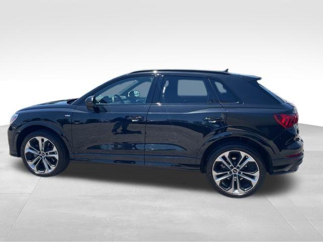 Audi Q3  2022