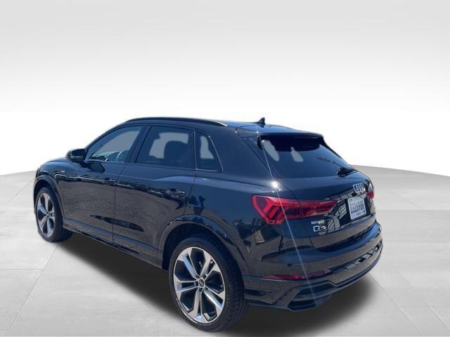Audi Q3  2022