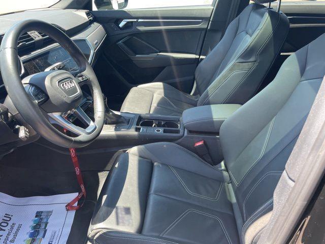 Audi Q3  2022