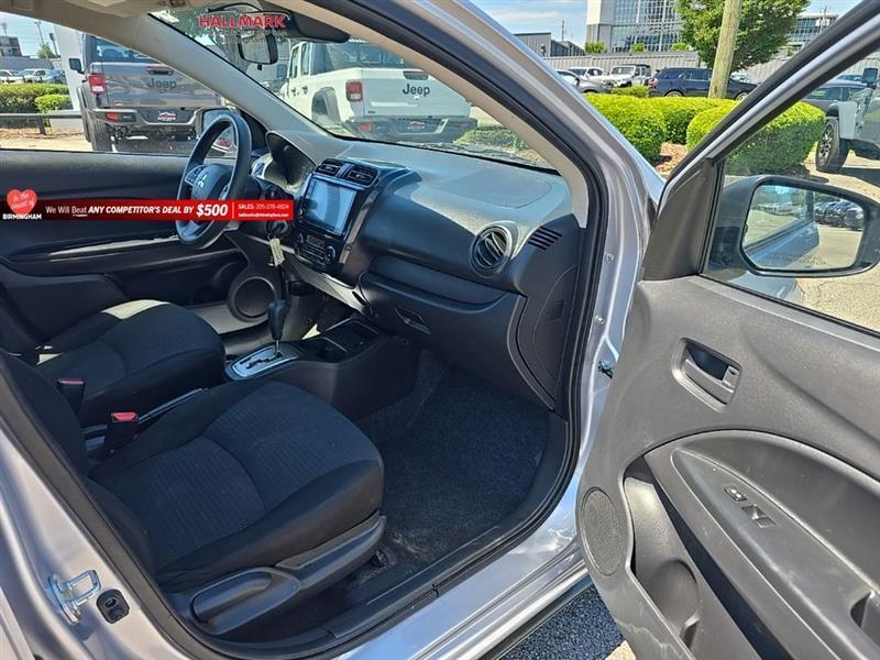 Mitsubishi Mirage G4  2024