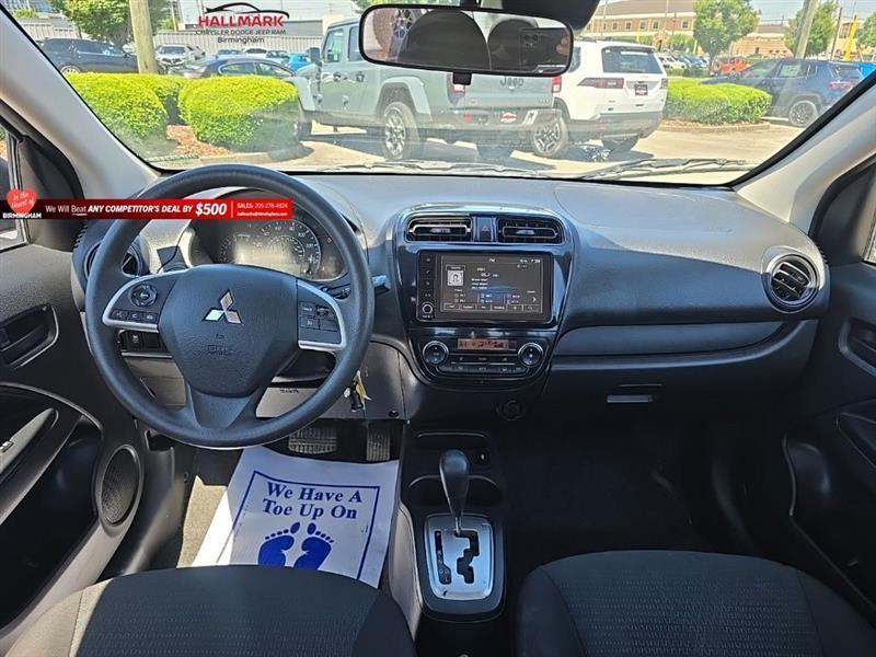 Mitsubishi Mirage G4  2024