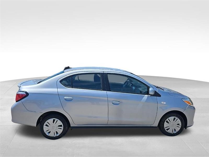 Mitsubishi Mirage G4  2024