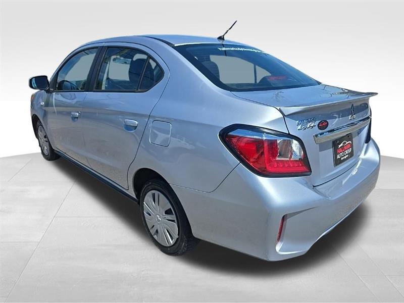 Mitsubishi Mirage G4  2024