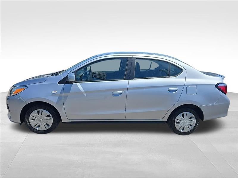 Mitsubishi Mirage G4  2024