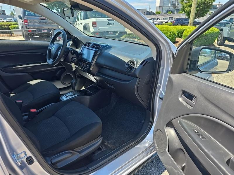 Mitsubishi Mirage G4  2024