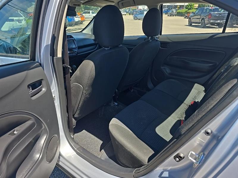 Mitsubishi Mirage G4  2024