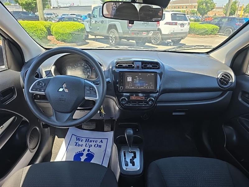 Mitsubishi Mirage G4  2024