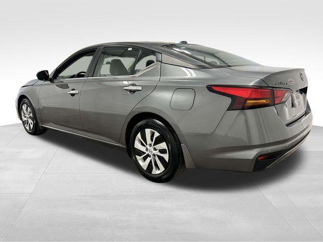 Nissan Altima  2025