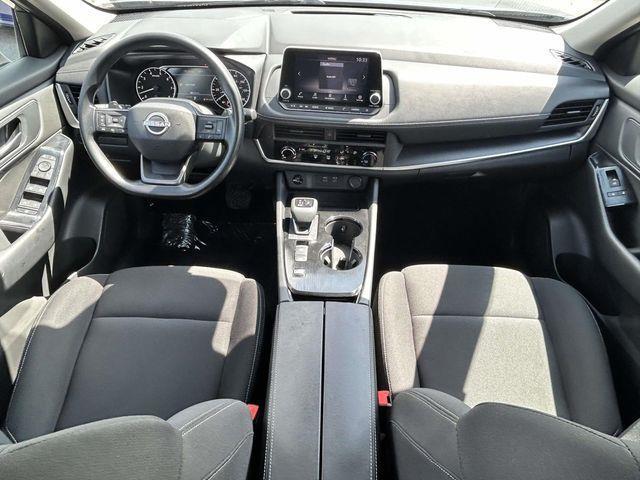 Nissan Rogue  2025