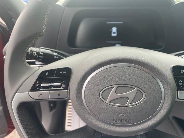 Hyundai Elantra  2025
