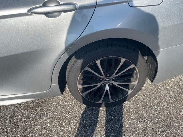 Toyota Camry  2019