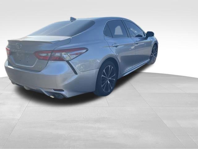 Toyota Camry  2019