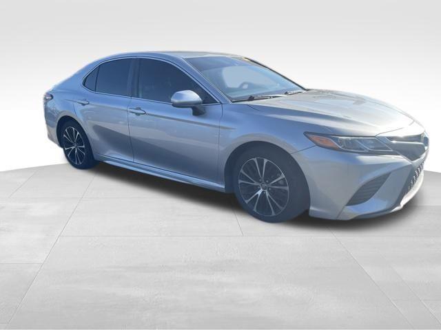 Toyota Camry  2019