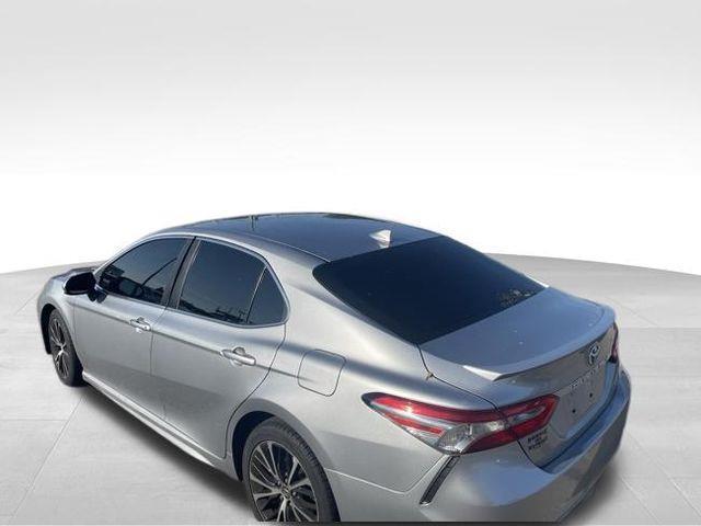 Toyota Camry  2019