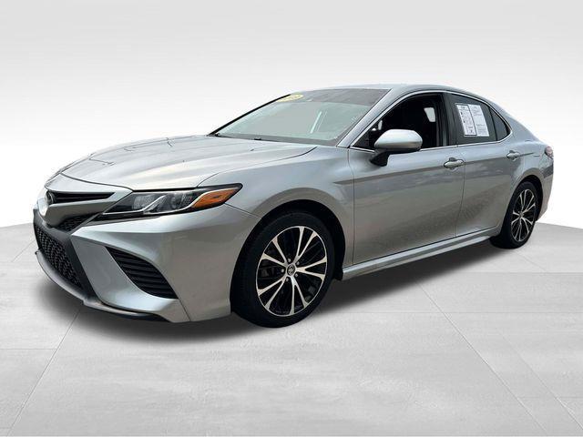 Toyota Camry  2019