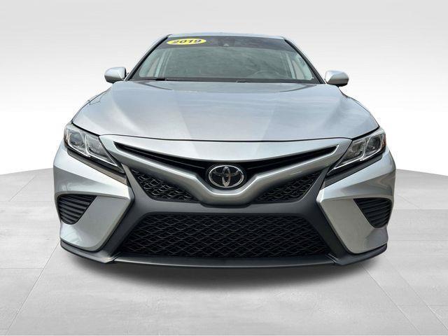 Toyota Camry  2019
