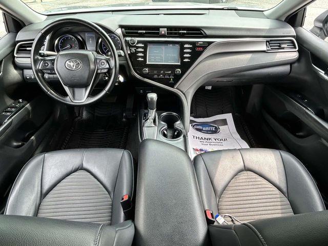 Toyota Camry  2019