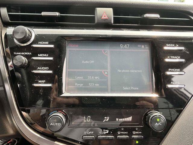 Toyota Camry  2019