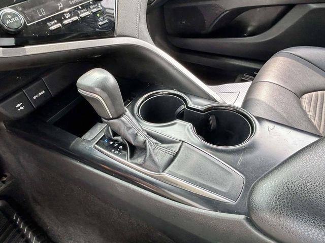 Toyota Camry  2019