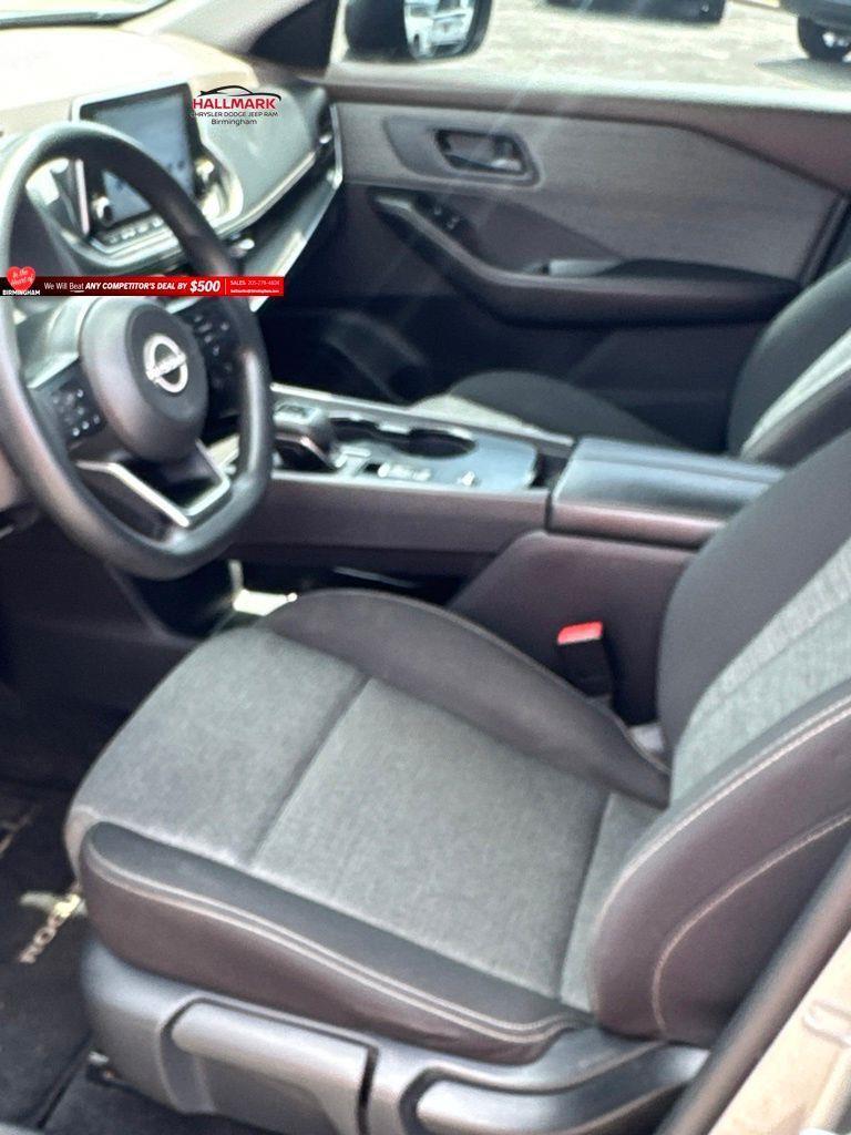 Nissan Rogue  2022