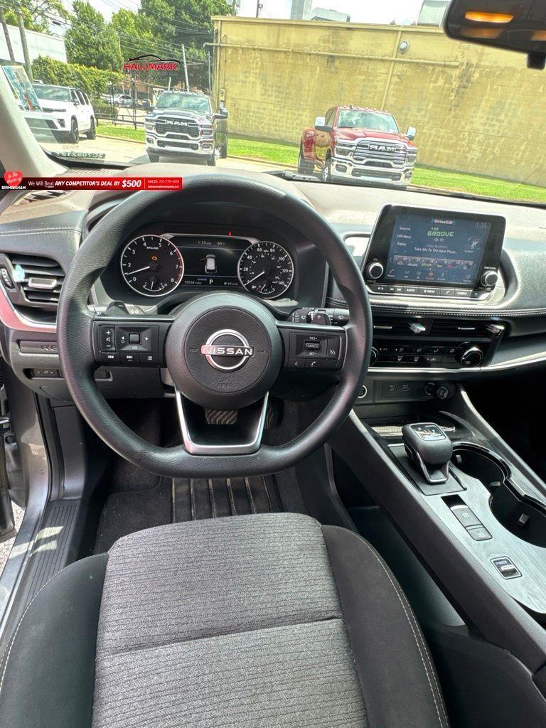 Nissan Rogue  2022