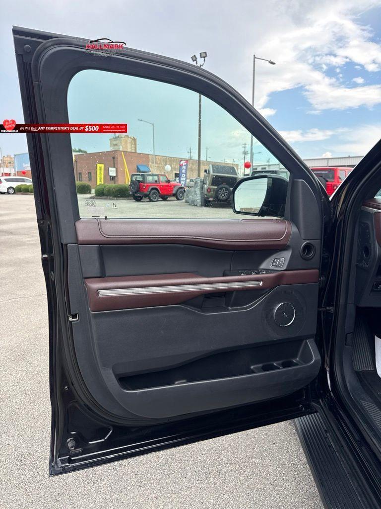 Ford Expedition  2024