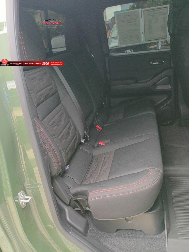 Nissan Frontier  2024