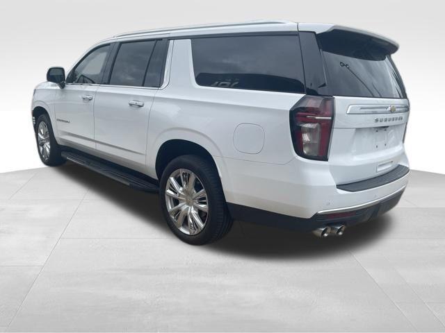 Chevrolet Suburban  2021