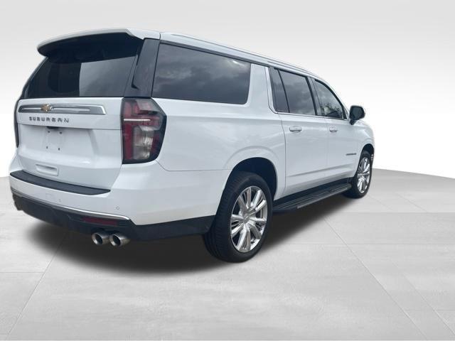 Chevrolet Suburban  2021