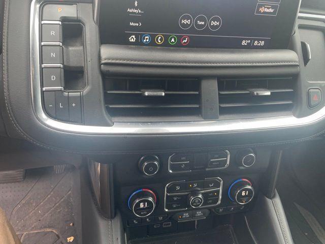 Chevrolet Suburban  2021