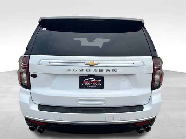 Chevrolet Suburban  2021