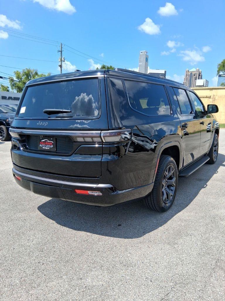 Jeep Wagoneer L  2026