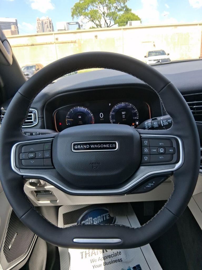 Jeep Wagoneer L  2026