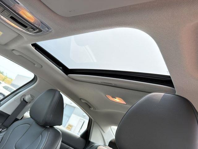 Hyundai Elantra  2023