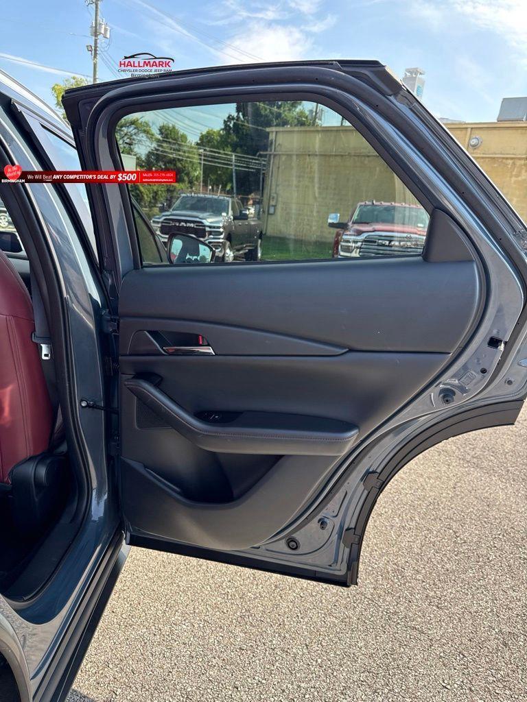 Mazda CX-30  2023