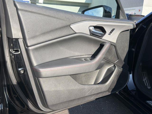 Acura TLX  2023