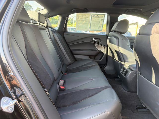 Acura TLX  2023