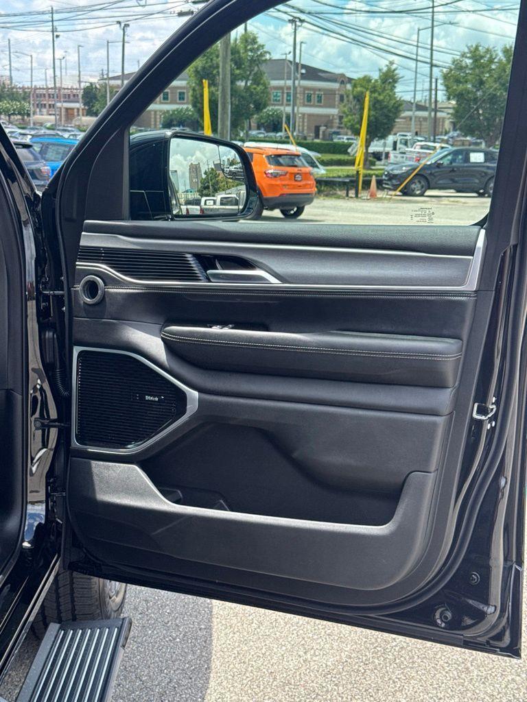 Jeep Wagoneer  2026