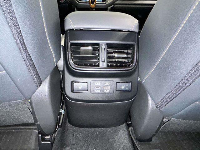 Subaru Outback  2023
