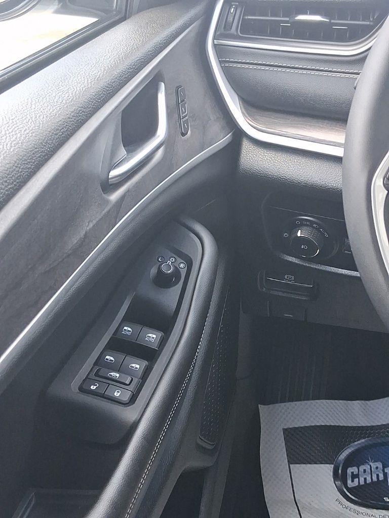 Jeep Grand Cherokee L  2023
