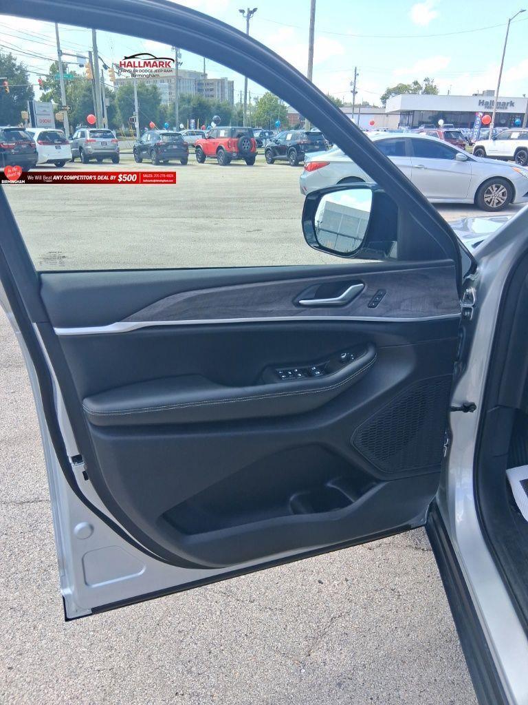 Jeep Grand Cherokee L  2023