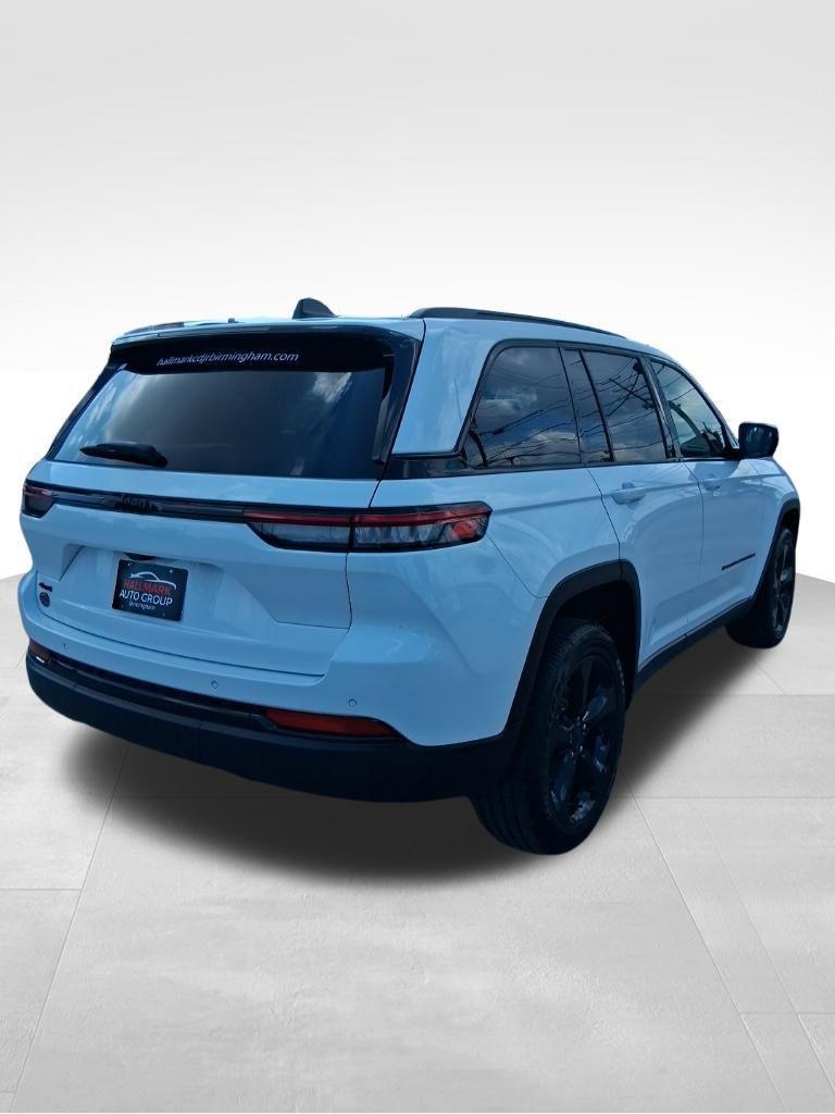 Jeep Grand Cherokee  2024