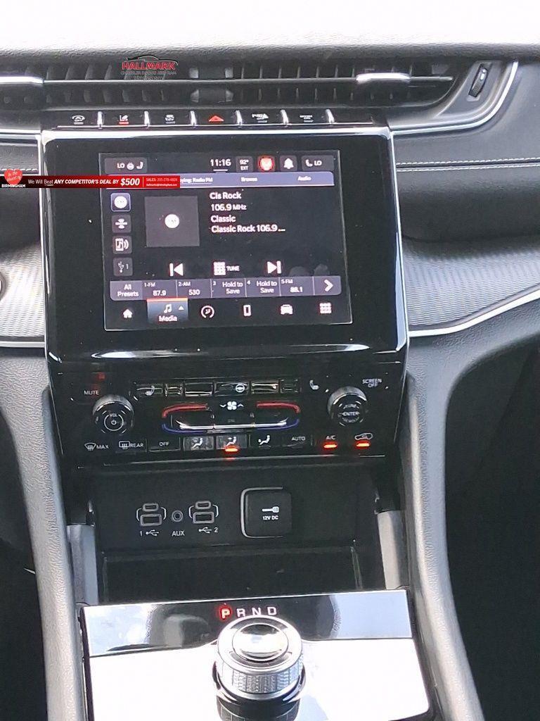 Jeep Grand Cherokee  2024