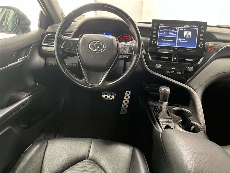Toyota Camry  2022