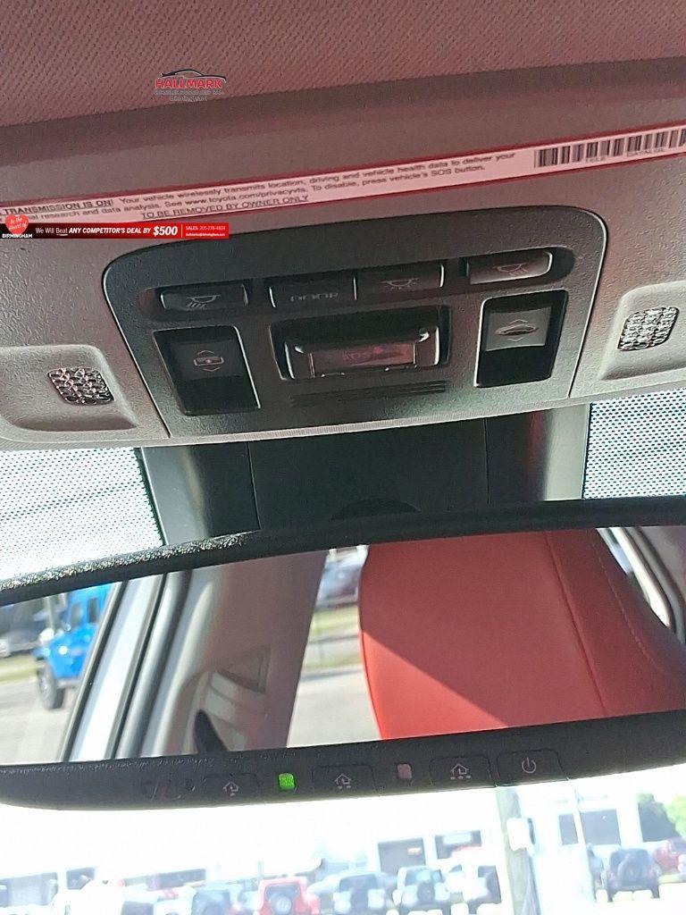Toyota Camry  2021