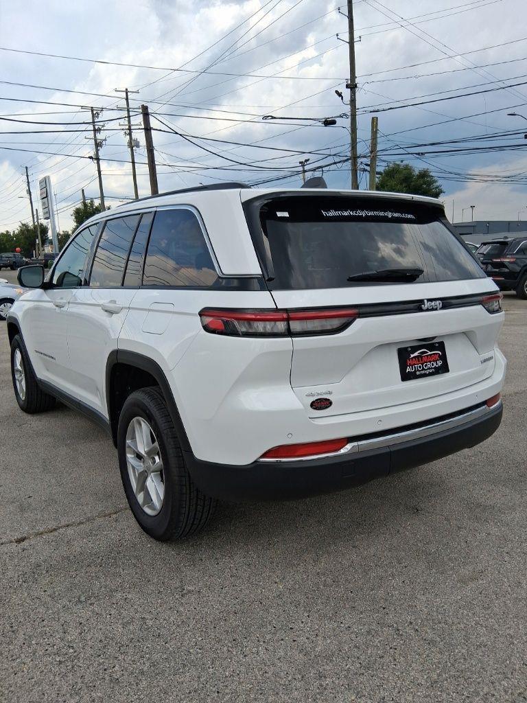Jeep Grand Cherokee  2026