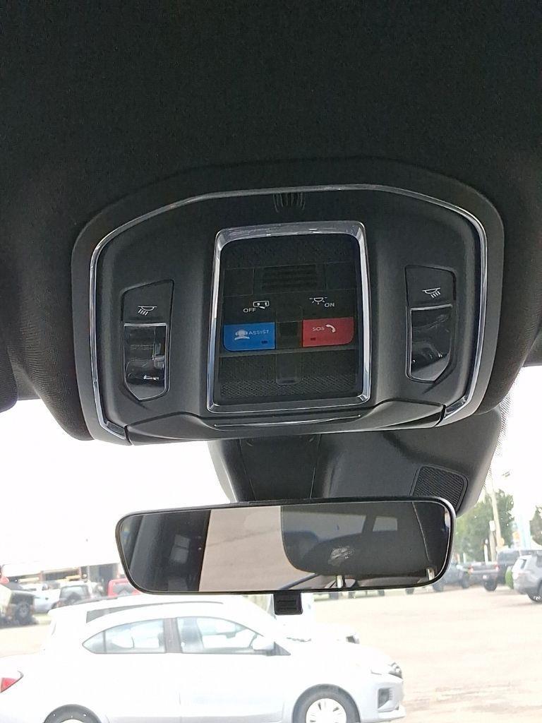 Jeep Grand Cherokee  2026